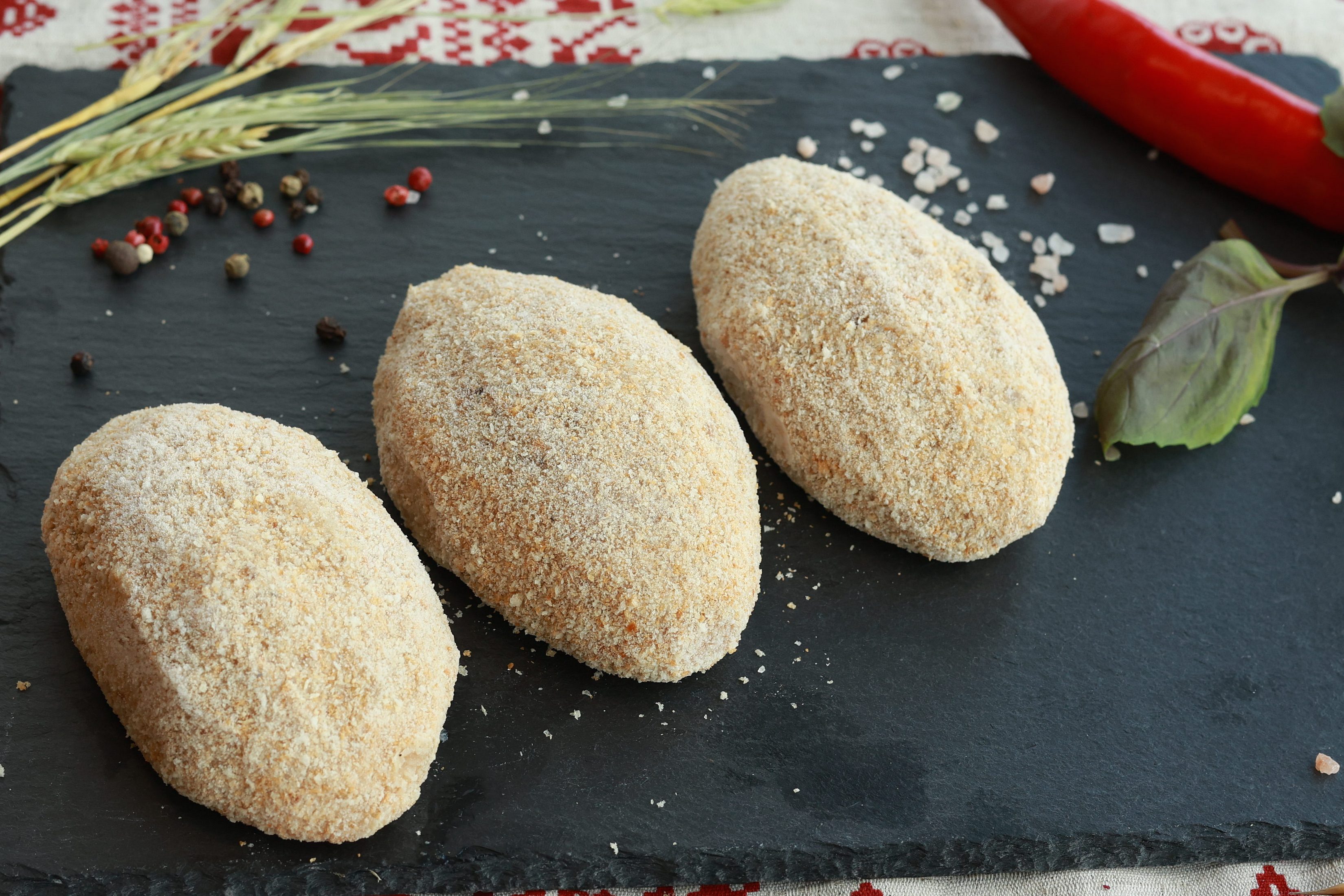 Котлеты из курицы замороженые