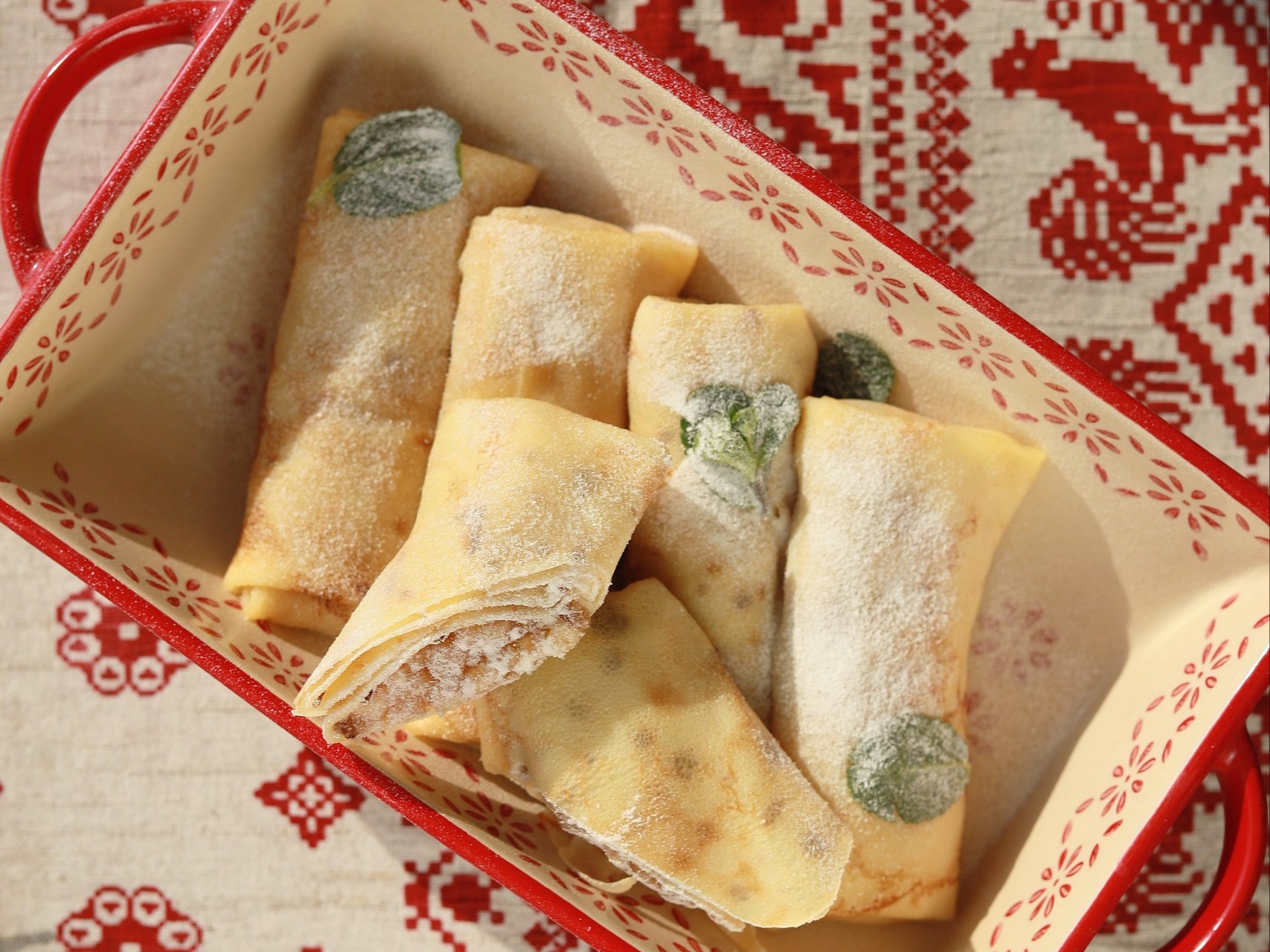 Блинчики с яблоком и корицей 200 г. 2 шт.