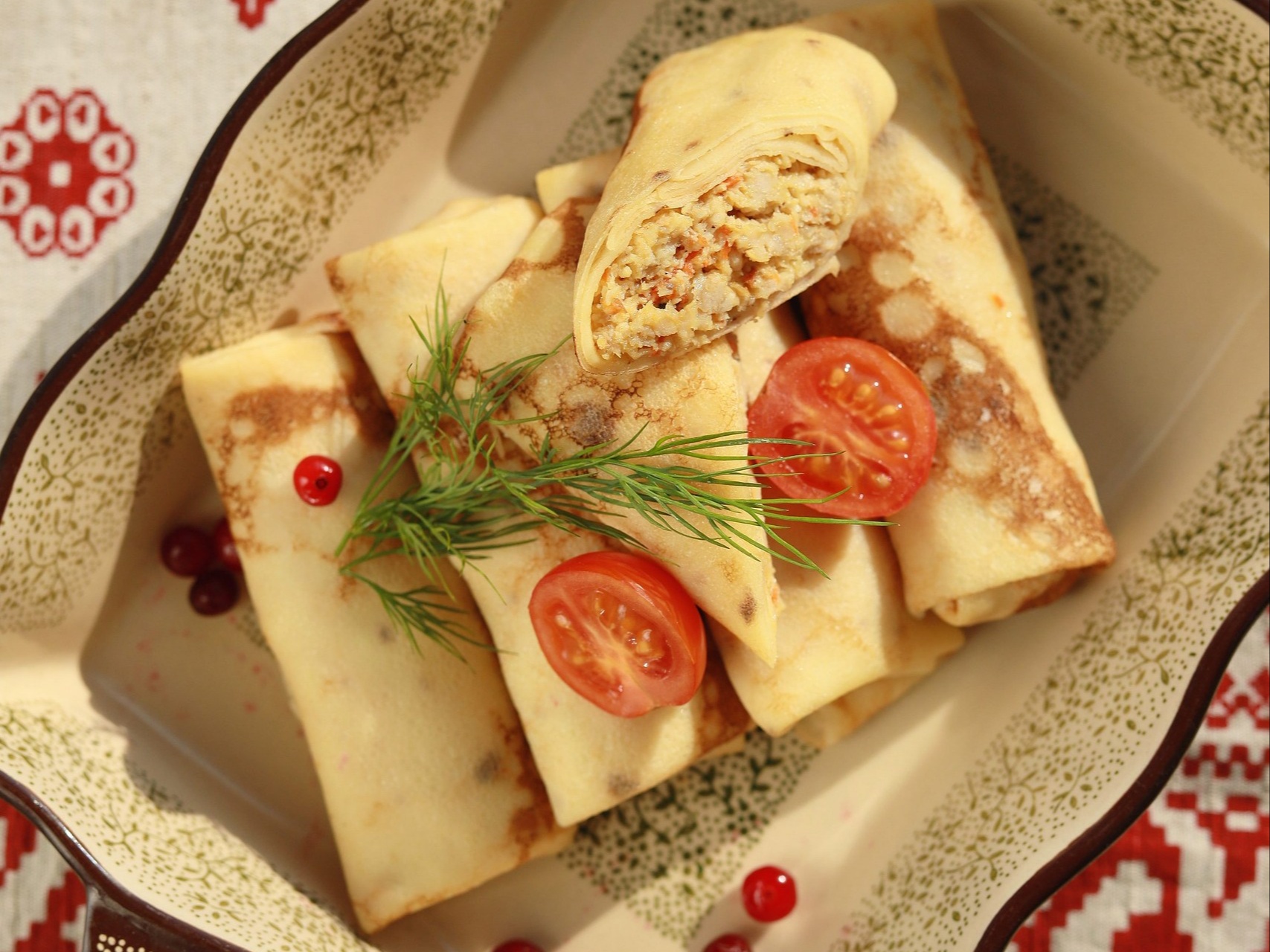 Блинчики с курицей 200 г. 2 шт.