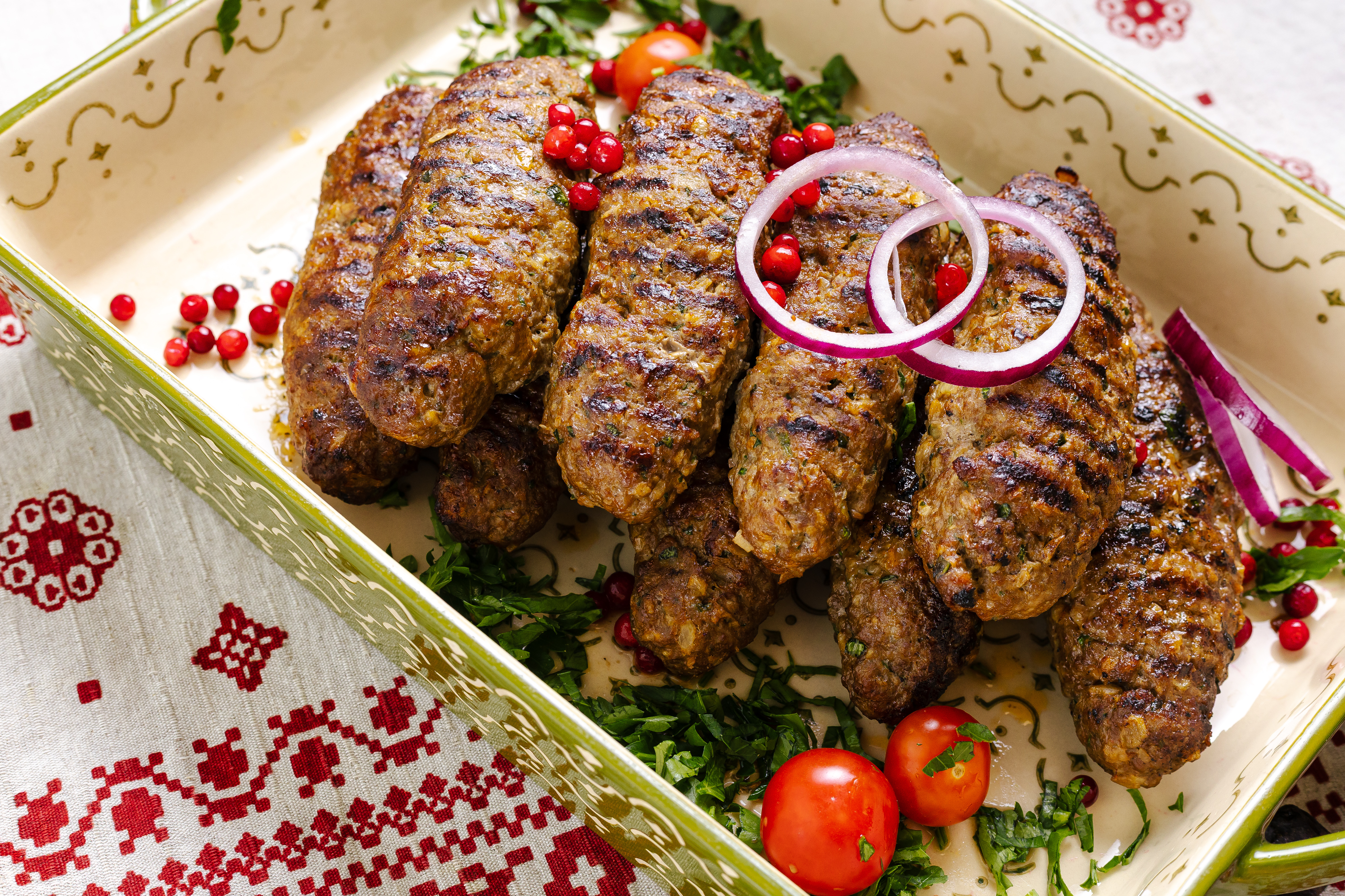 Люля кебаб мясной на углях