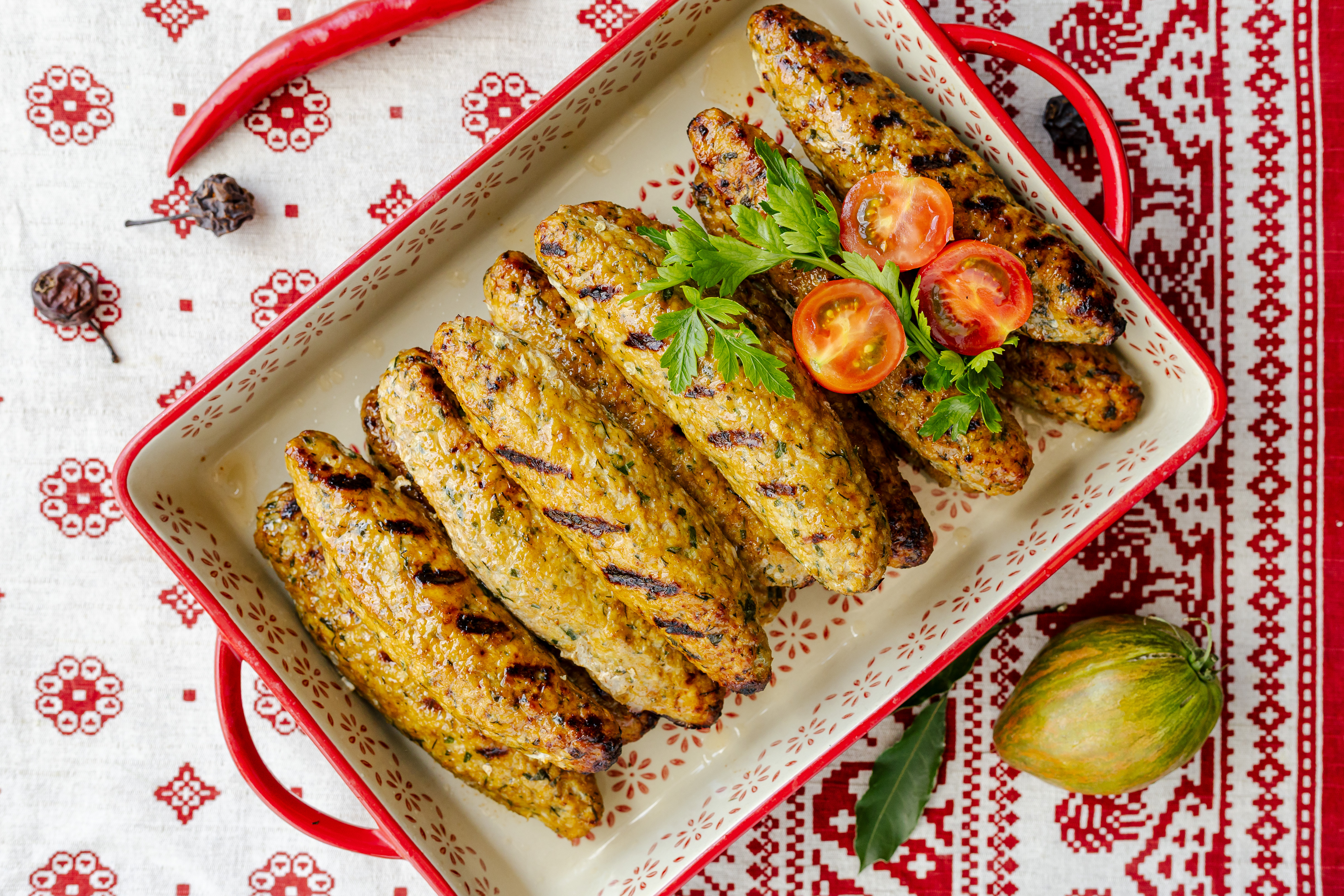 Люля кебаб из курицы на углях 150 г. 1 шт.
