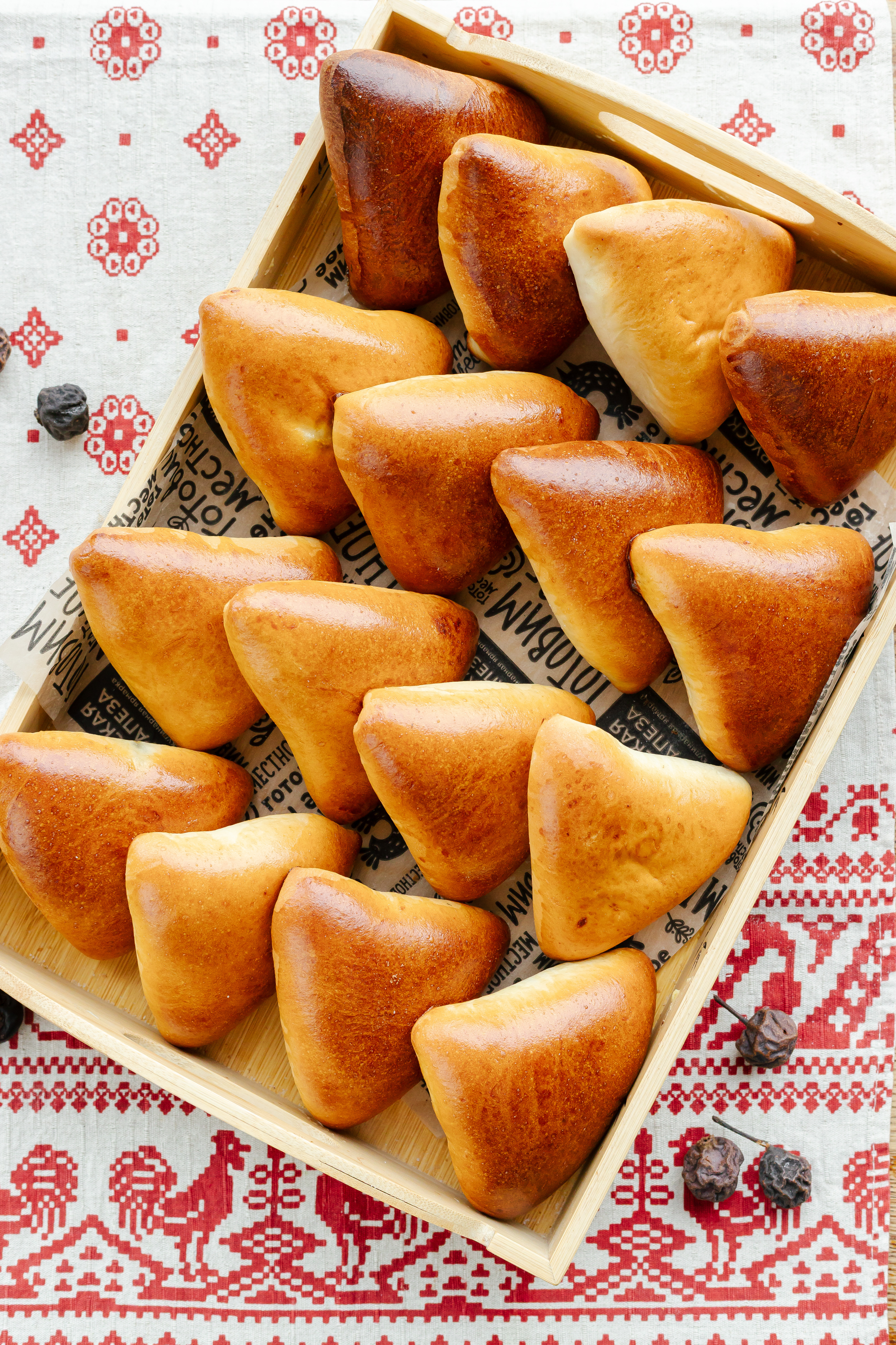 Пирожок с картофелем и грибами