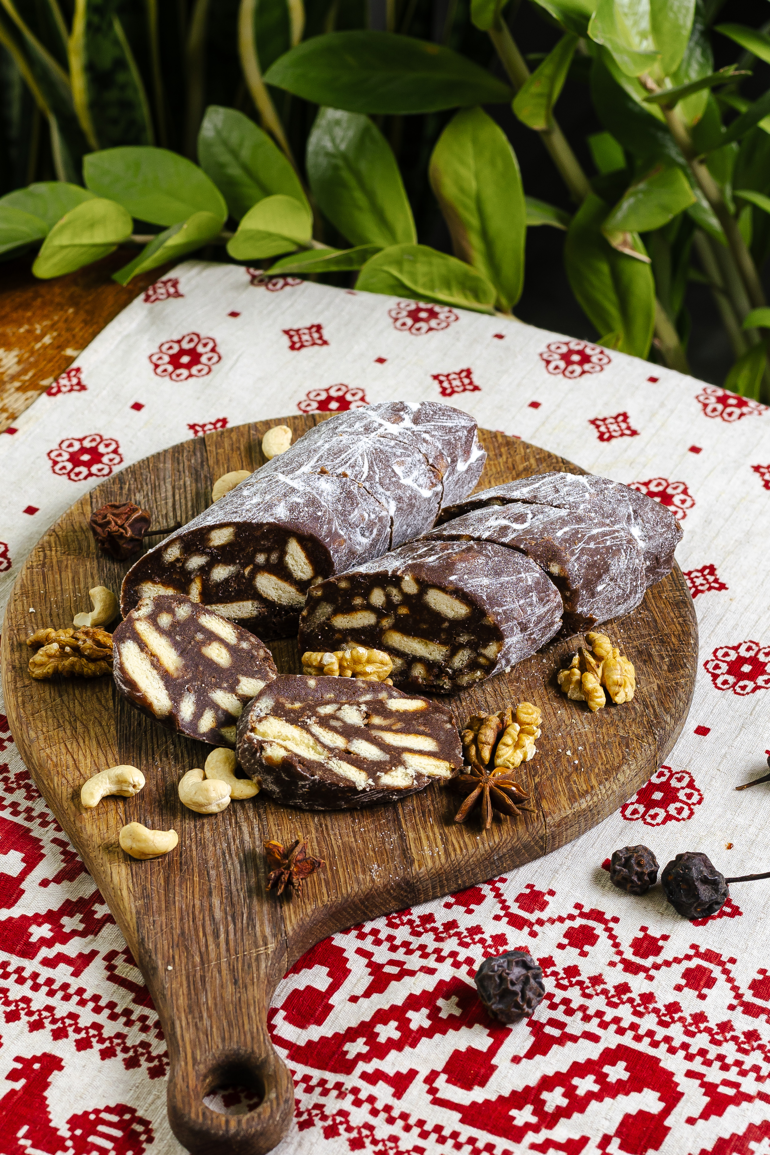 Колбаса шоколадная