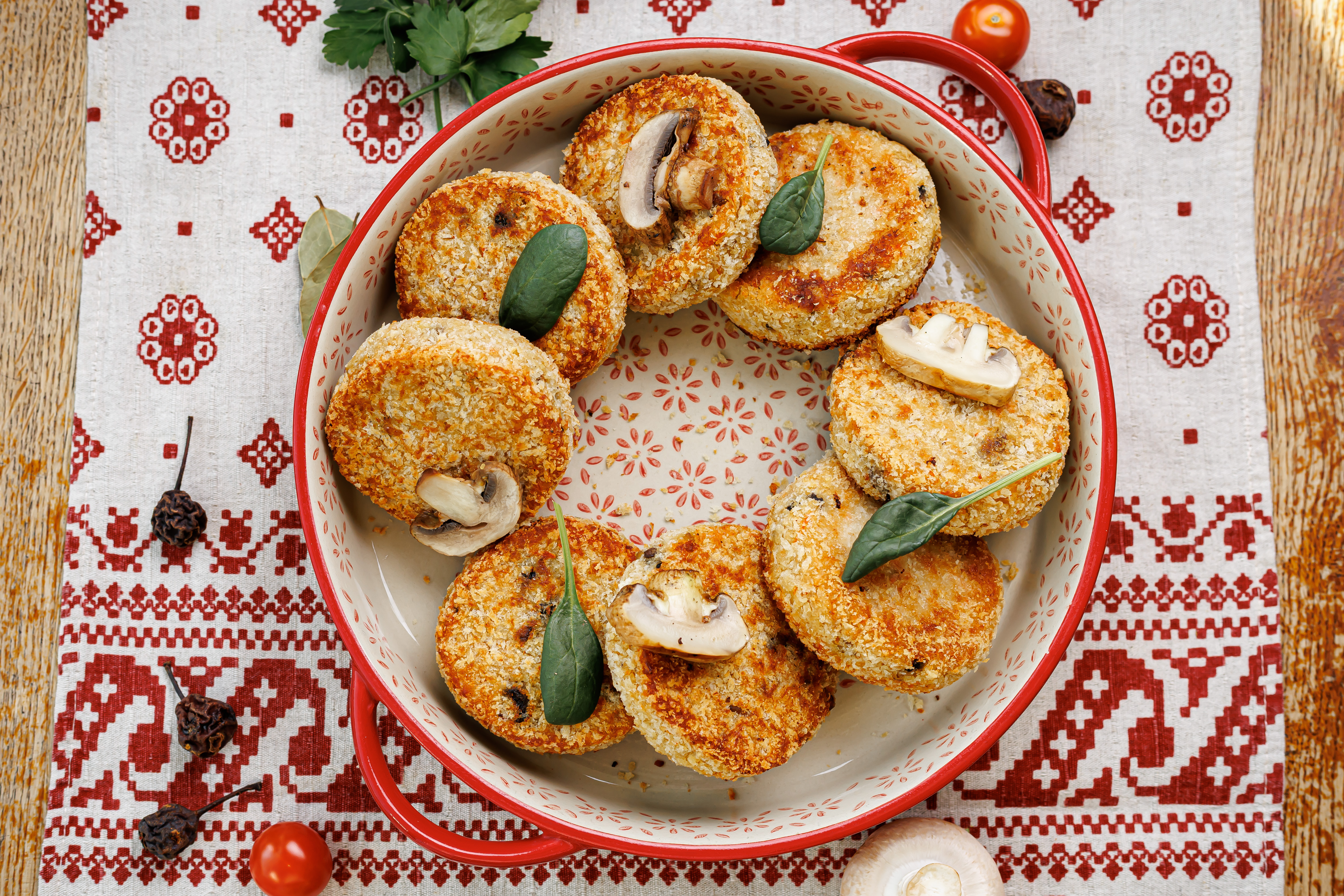 Котлеты из фасоли с грибами