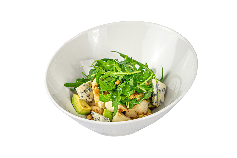 Салат с грушей, авокадо и сыром дор блю