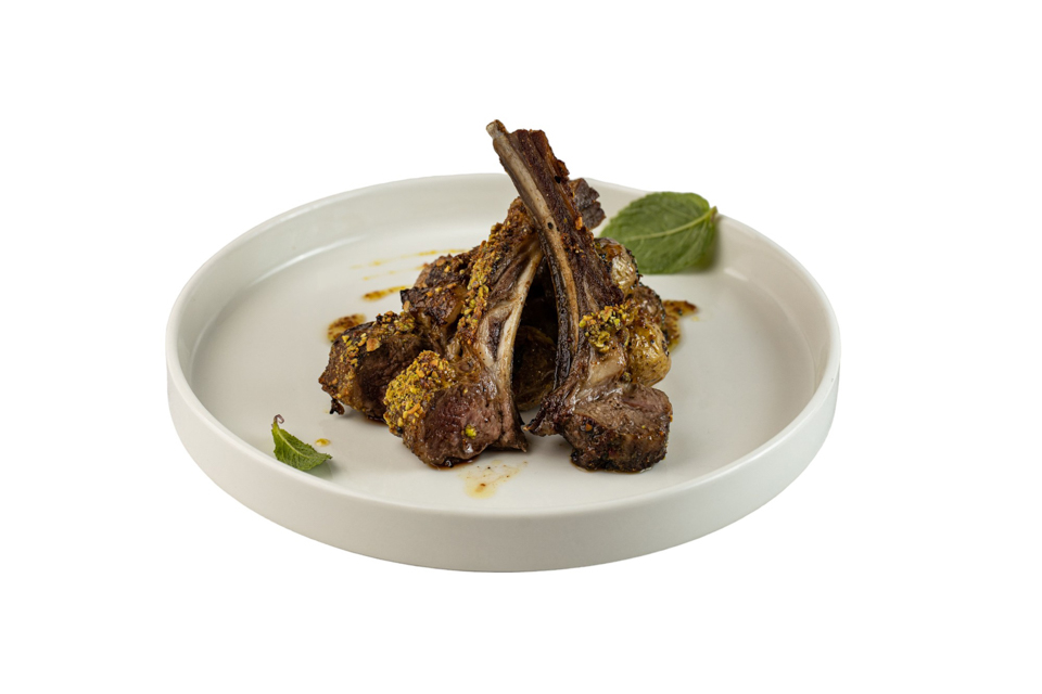 Каре ягненка с молодым картофелем