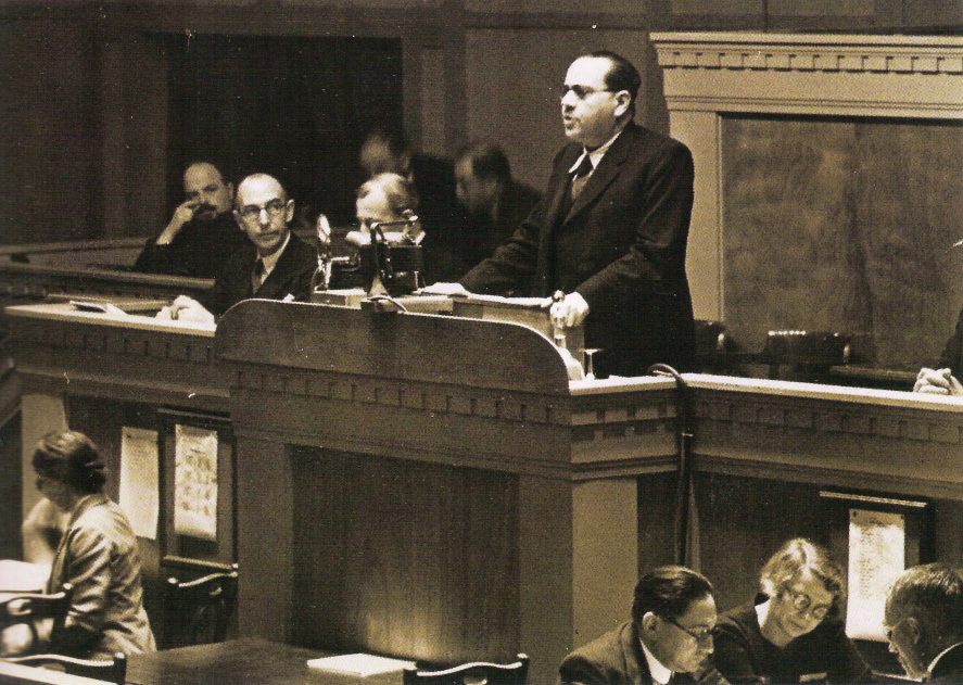 Рис. 2. Выступление Х. Негрина в Лиге Наций в Женеве, сентябрь 1937
