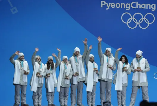 Российские тренеры, специалисты и руководители ФФККР награждены орденами и медалями за подготовку спортсменов, успешно выступивших на Олимпийских играх в Корее