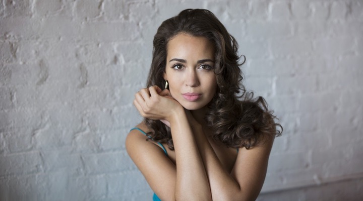 Надин Сьерра, Оркестр «Новая Россия»